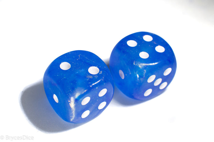 Borealis Sky Blue/white 7-Dice / 16mm / 12mm / 30mm Luminary