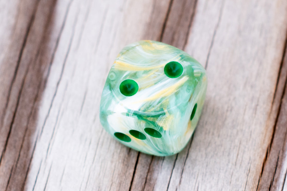 Marble 16mm d6 Green/dark green Dice (sold per die)