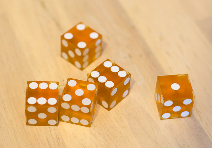 Orange Saffron Casino Dice d6 19mm Razor Edge No Serial Numbers or Names Clean