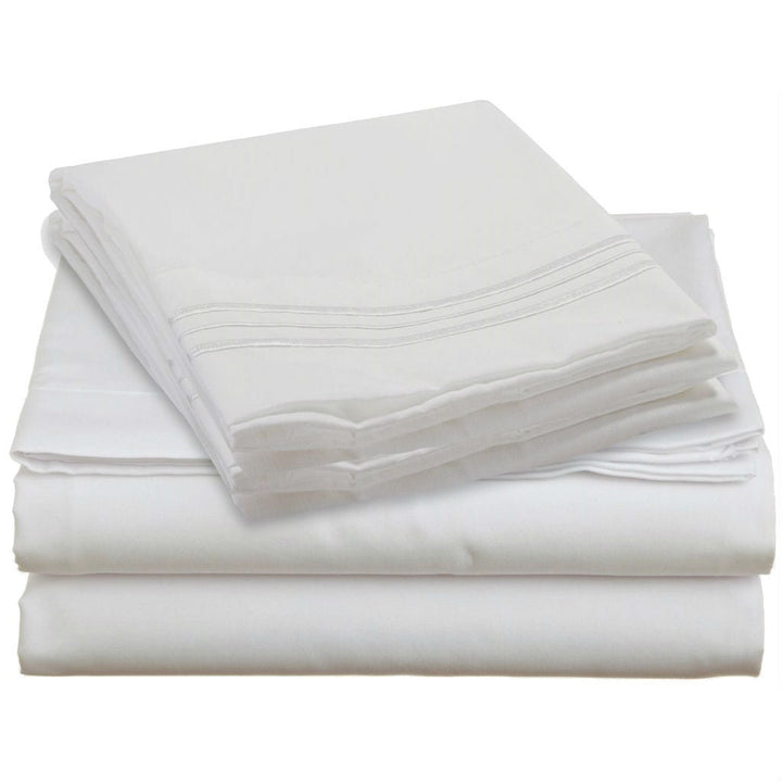 Queen Size 4 Piece Sheet Set in White Microfiber