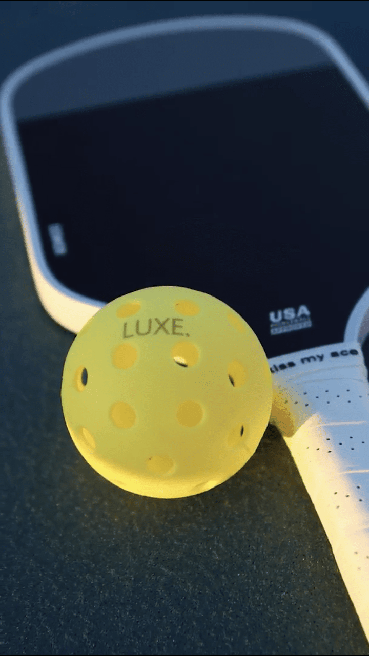 Dinker Pickleball Paddle