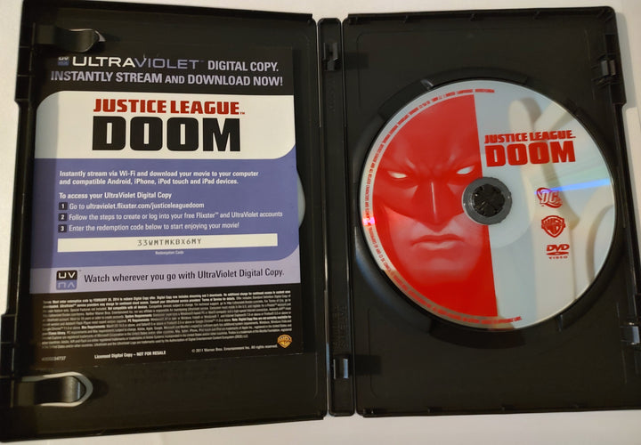 Justice League: Doom (DVD, 2012) Inside