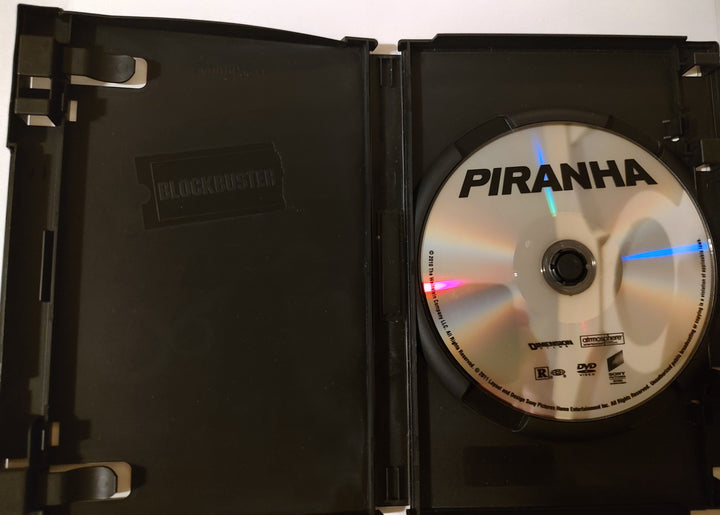 Piranha DVD (2011) Inside