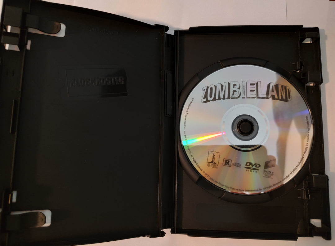 Zombieland DVD (2009) Inside