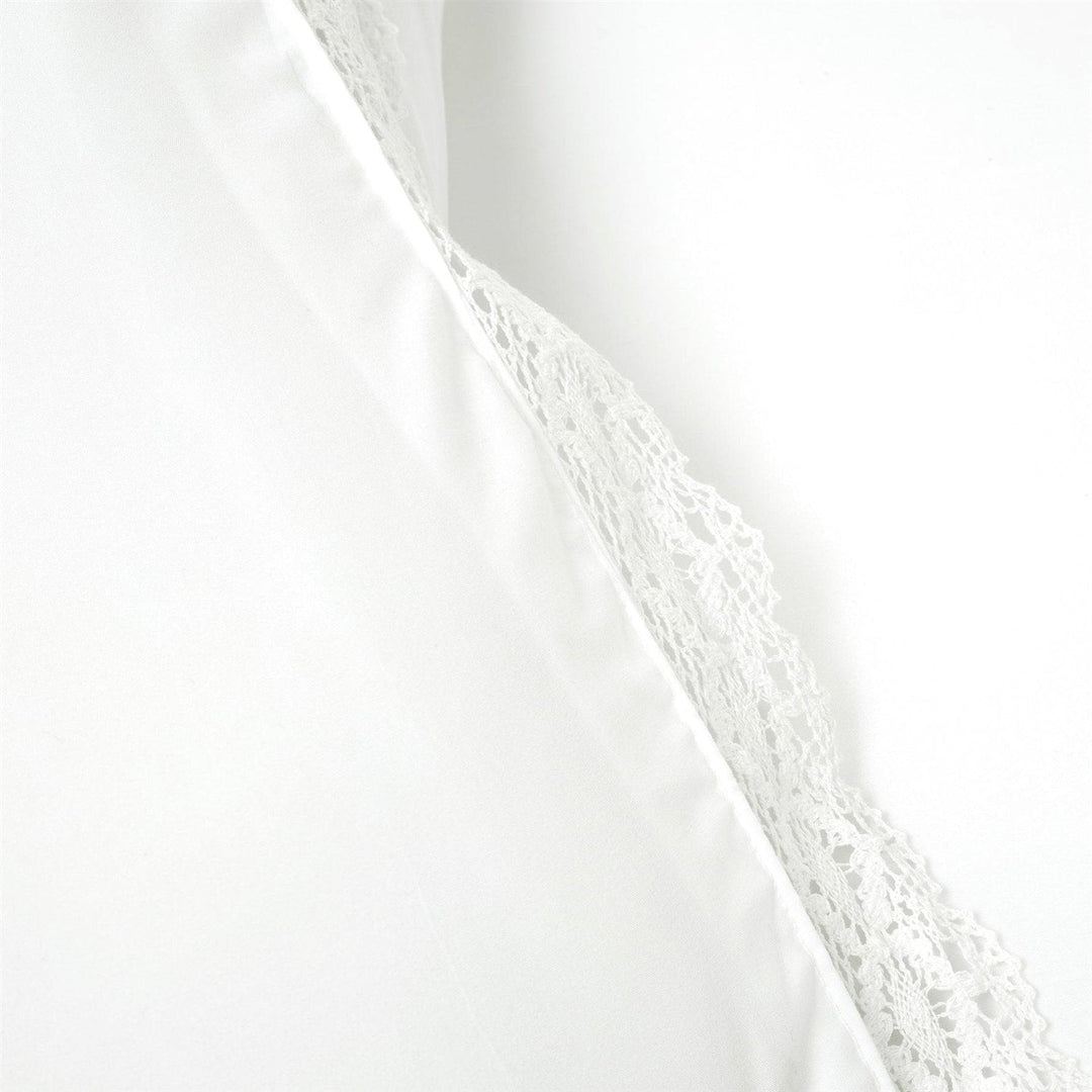 King Size White 5-Piece Lightweight Polyester Comforter Set with Lace Trim