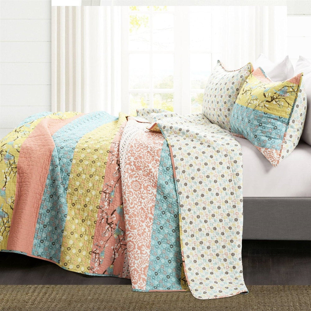 King Size Blue Yellow Pink Ivory Boho Floral Reversible Lightweight Quilt Set