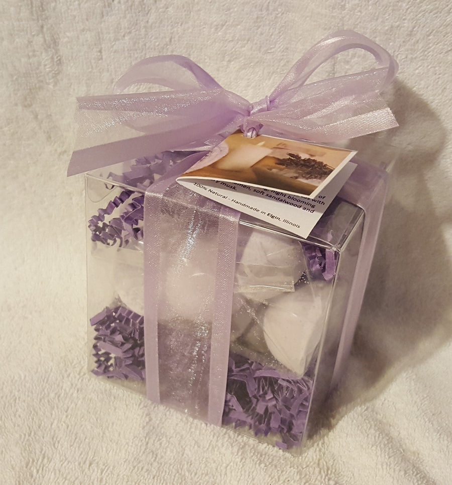Lavender Chamomile 14-Pack Bath Bomb Gift Set