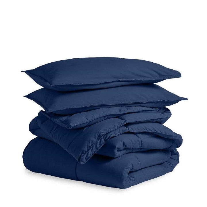 Full/Double Size Super Soft Down Alternative Comforter Set in Navy Blue