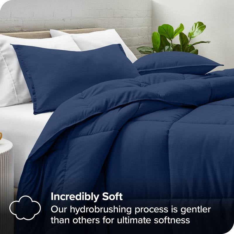 Full/Double Size Super Soft Down Alternative Comforter Set in Navy Blue