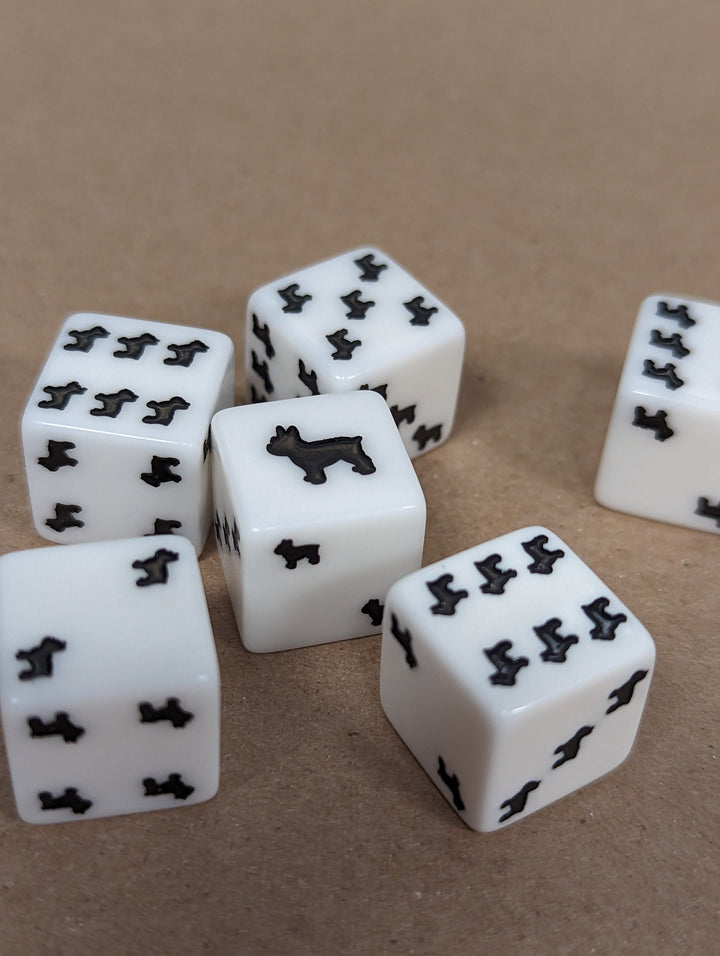 Bulldog Dice Opaque White w/Black Bulldogs 16mm d6 Dice (sold per die)