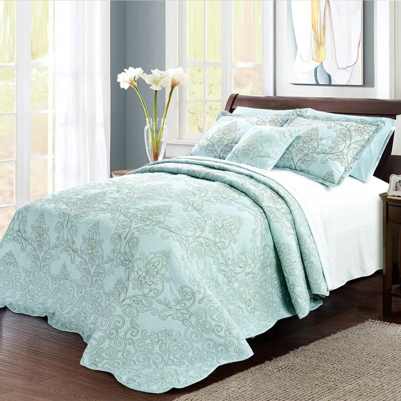 Queen Size Light Blue Damask Embroidered 4 Piece Oversized Bedspread Set