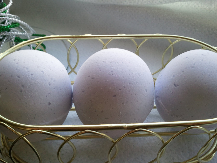 3 Bath Bombs 5 oz. Each (Lavender) Bath Fizzies
