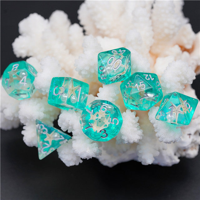 Starfish & Pearl Floating in Green Glitter 7-Dice Set