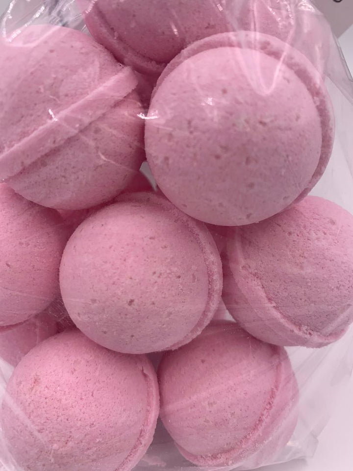 14 bath bombs (Scents Kids Love) our Little Bag of Balls - Kids Spa Parties