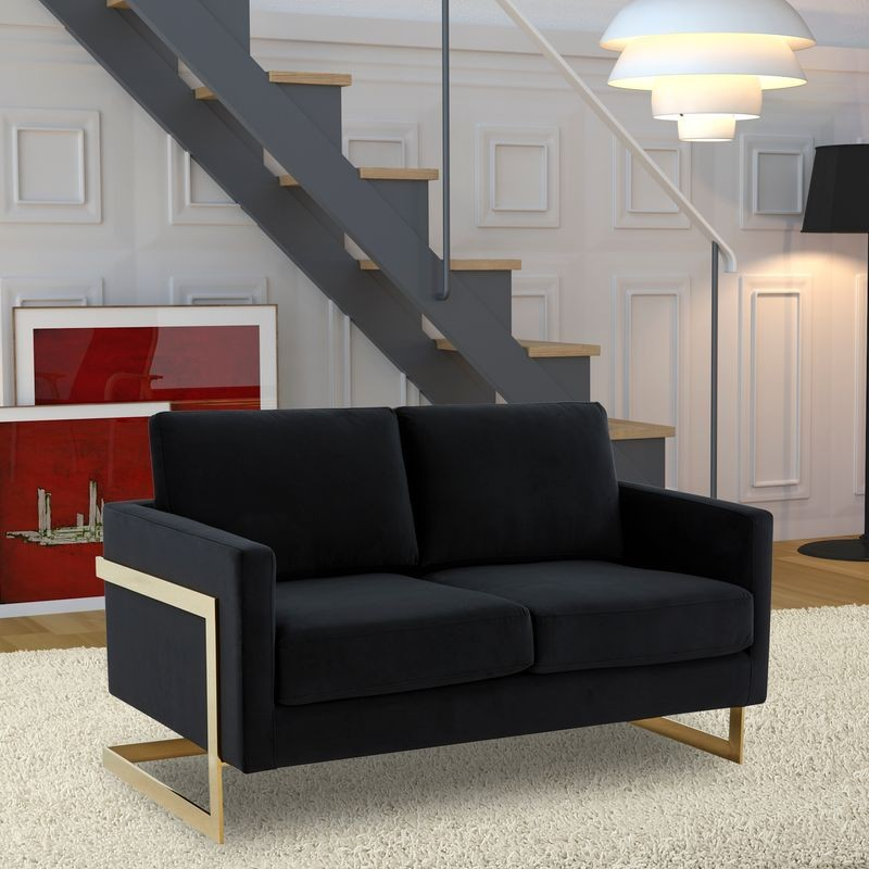 LeisureMod Lincoln Modern Mid-Century Upholstered Velvet Loveseat with Gold Frame Midnight Black with Background.