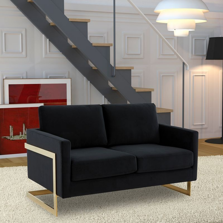 LeisureMod Lincoln Modern Mid-Century Upholstered Velvet Loveseat with Gold Frame Midnight Black with Background.