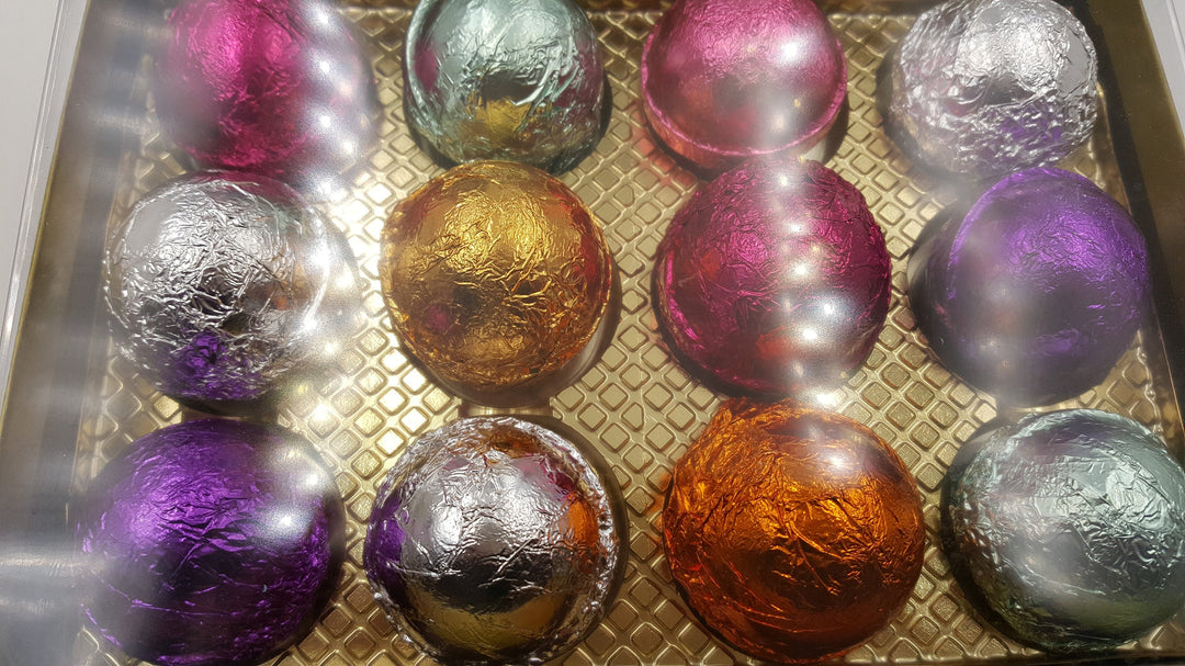 Gift Set for Mom with 12 Foil Wrapped 2.5 oz. Bath Bombs