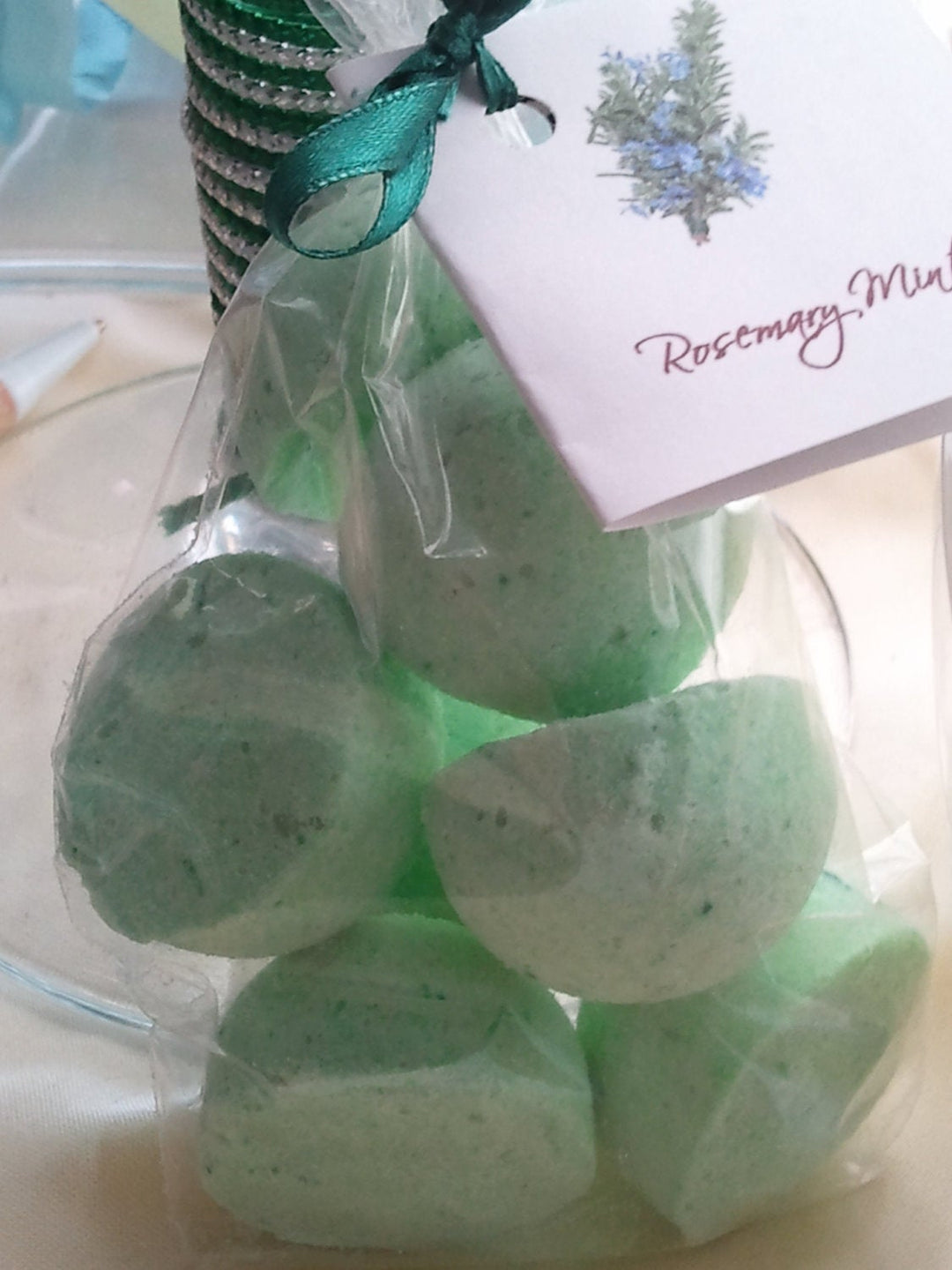 14 Bath Bombs 1 oz each (Rosemary Mint) Gift Bag