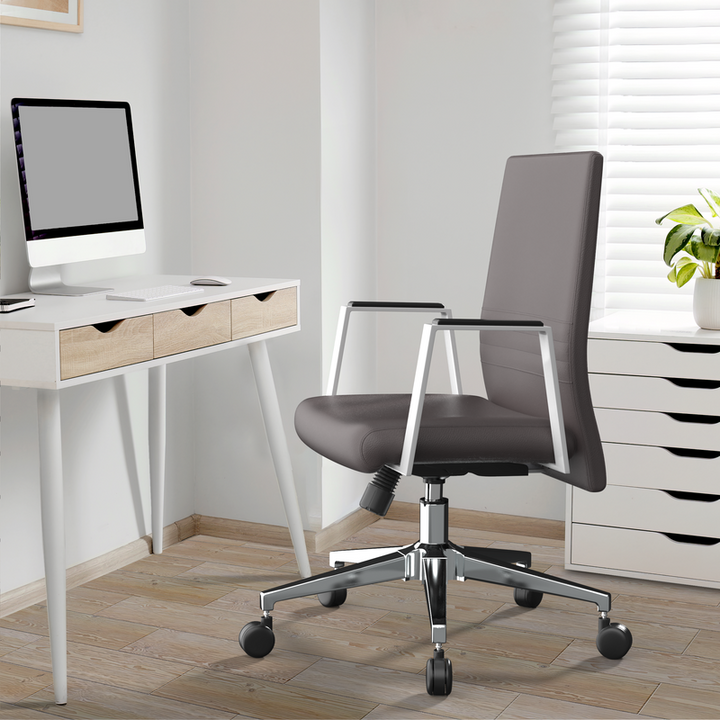 LeisureMod Aleen Office Chair in Upholstered Leather and Iron Frame with Swivel and Tilt in Grey in Office.