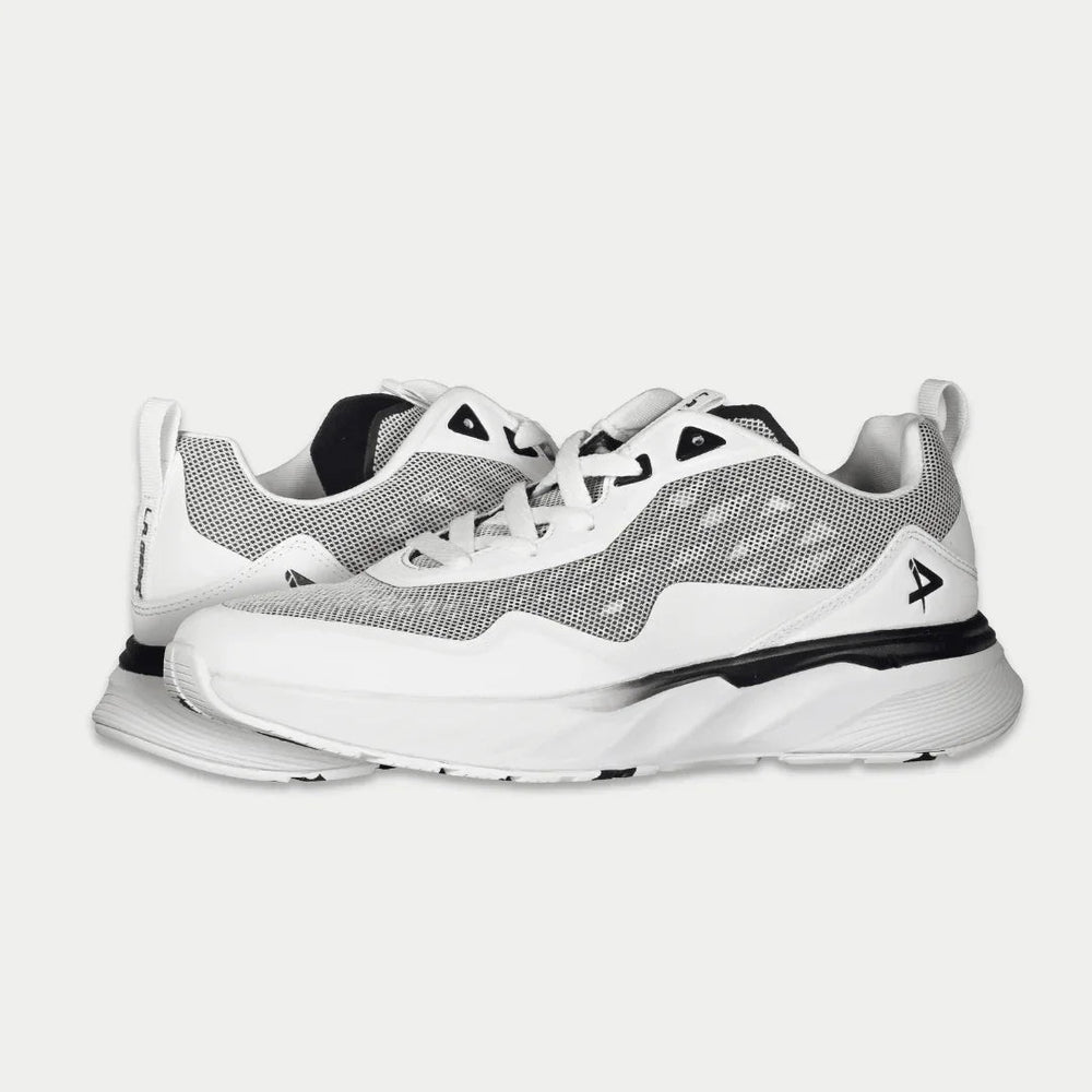 LA Gear Men's Highland Low Top White and Black