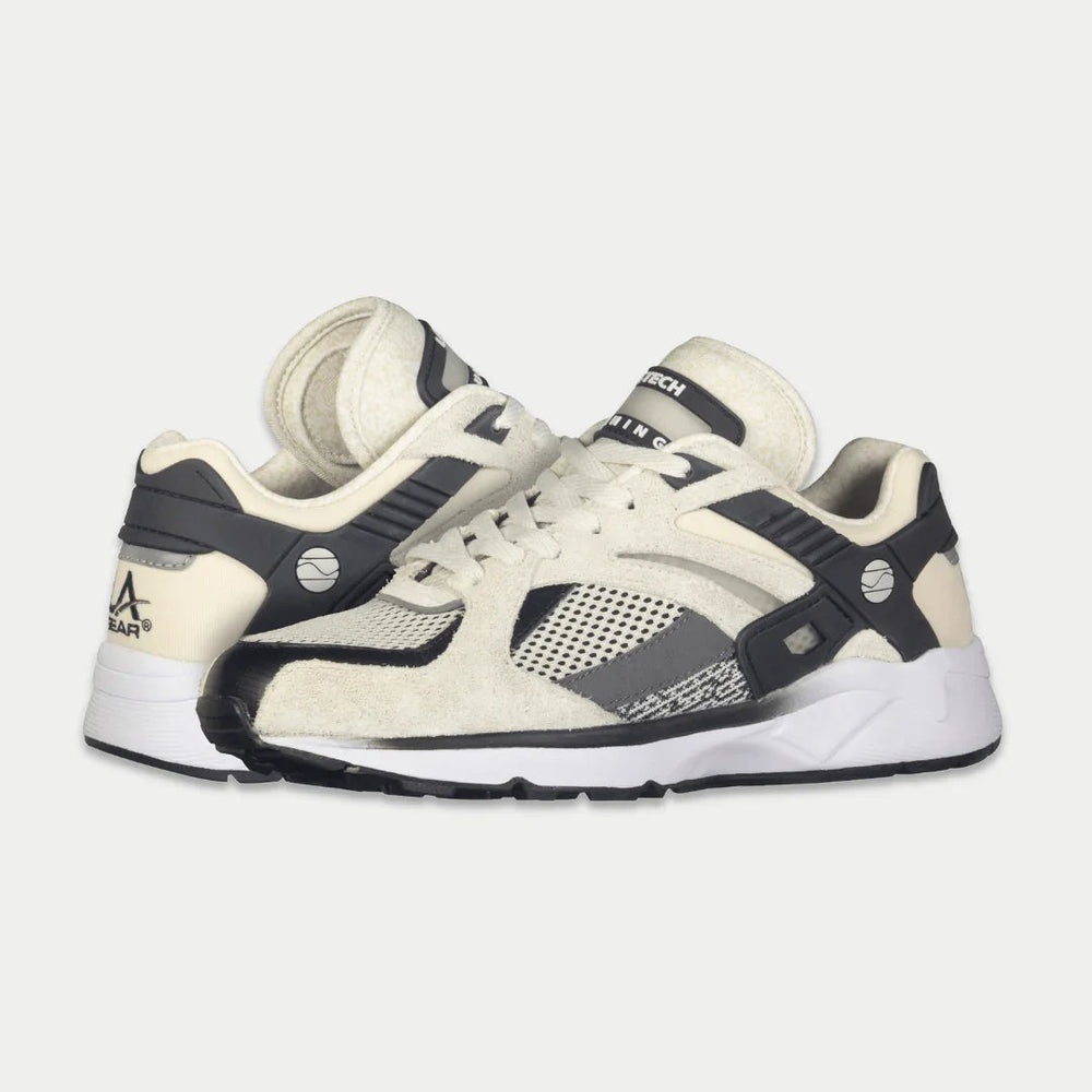 LA Gear Women's Catapult Light-up Low Top White and Black