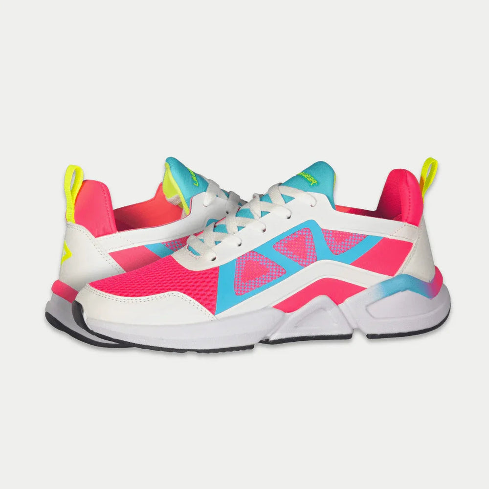 LA Gear Women's Tarzana Low Top White and Pink
