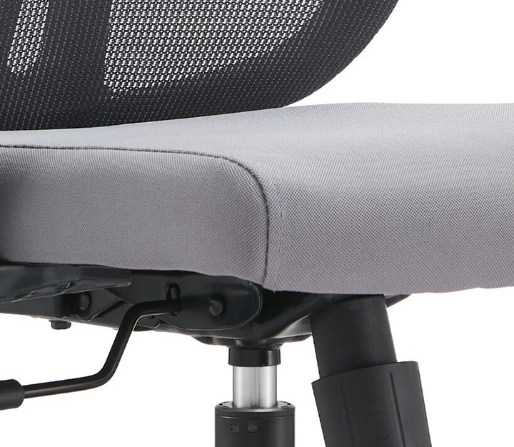 LeisureMod Office Nift Series Office Task Chair in Grey Closeup.