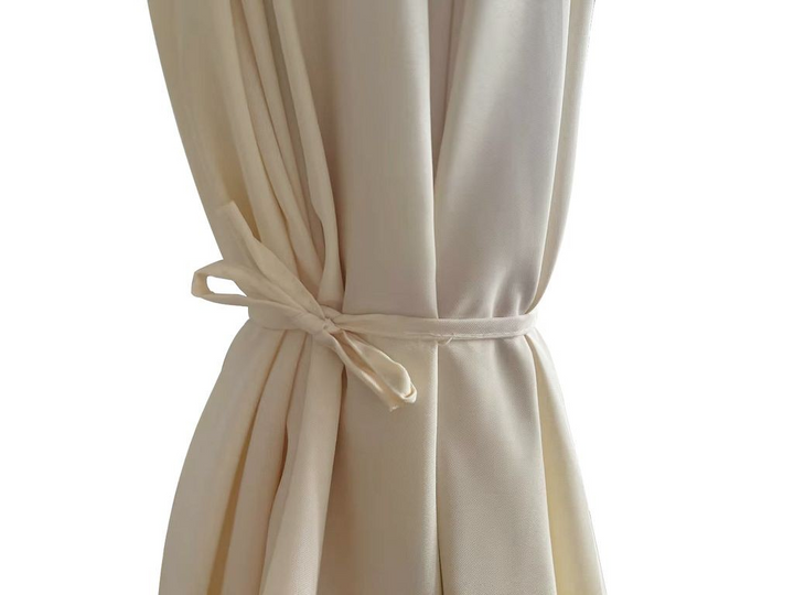 LeisureMod Willry Modern Outdoor 10 Ft Offset Cantilever Hanging Patio Umbrella with Solar Powered LED in Cream Material.
