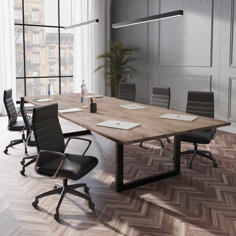 LeisureMod Hilton Modern High-Back Leather Office Chair Black Office Room.