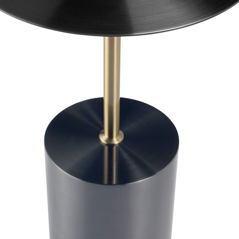 LeisureMod Malta Collection Modern End Table in Black Closeup.