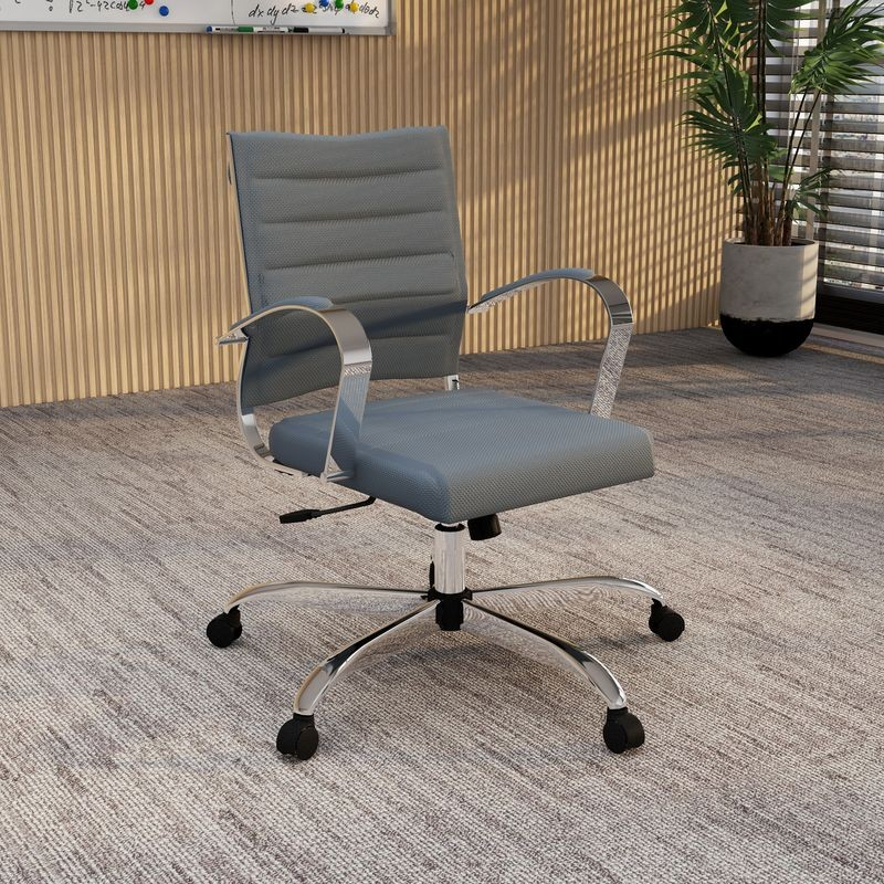 LeisureMod Benmar Home Mesh Office Chair in Grey in Room.