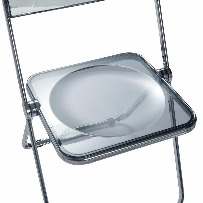 LeisureMod Lawrence Acrylic Folding Chair with Metal Frame Transparent Black Closeup.