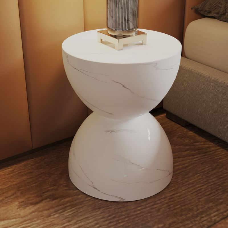 LeisureMod Sage Collection Fiberglass Outdoor Side Table in Marbled White